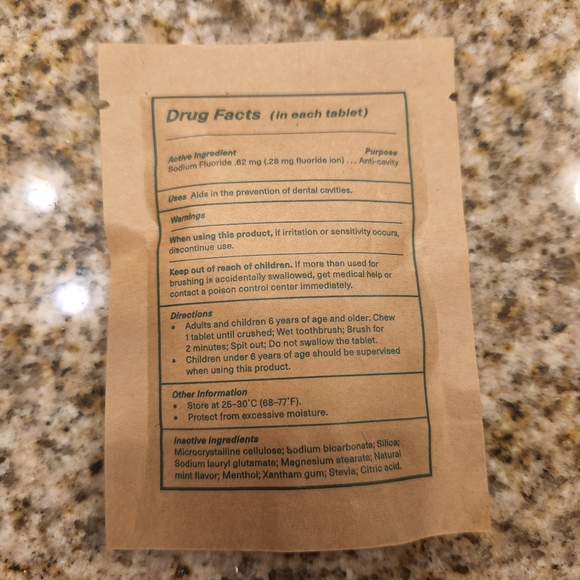 By Humankind Toothpaste tablets - Picture 2 of 2